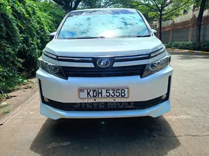 Toyota Noah 2016 White