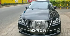 Toyota Crown 2013 Black