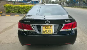 Toyota Crown 2013 Black
