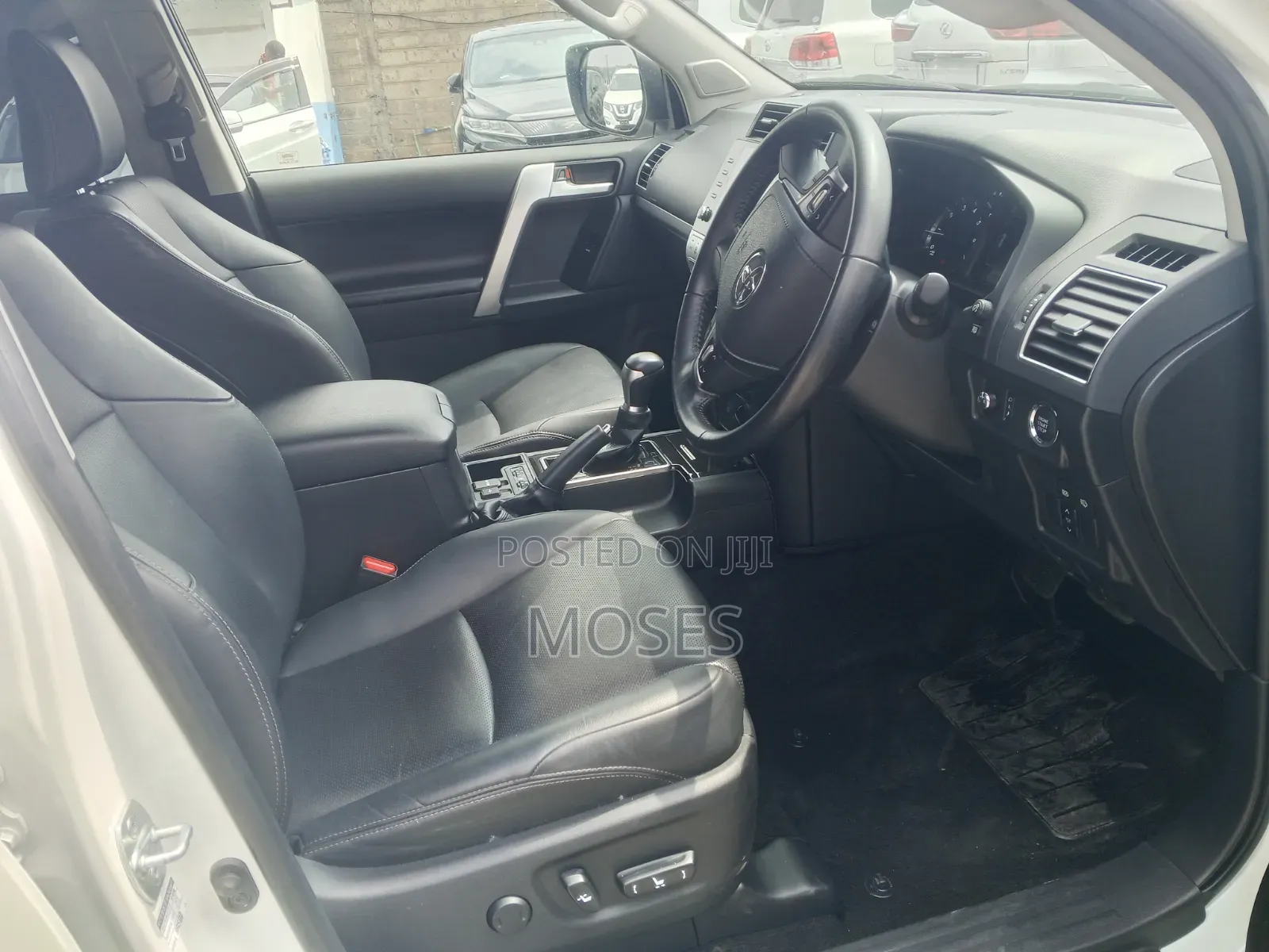 Toyota Land Cruiser Prado 2021 White