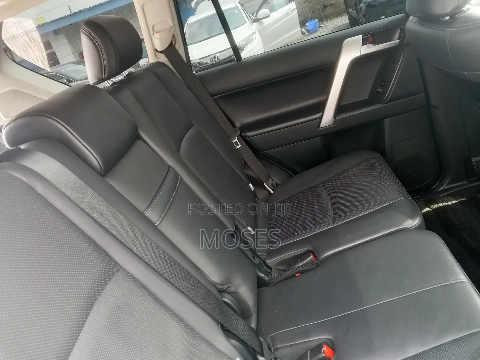 Toyota Land Cruiser Prado 2021 White
