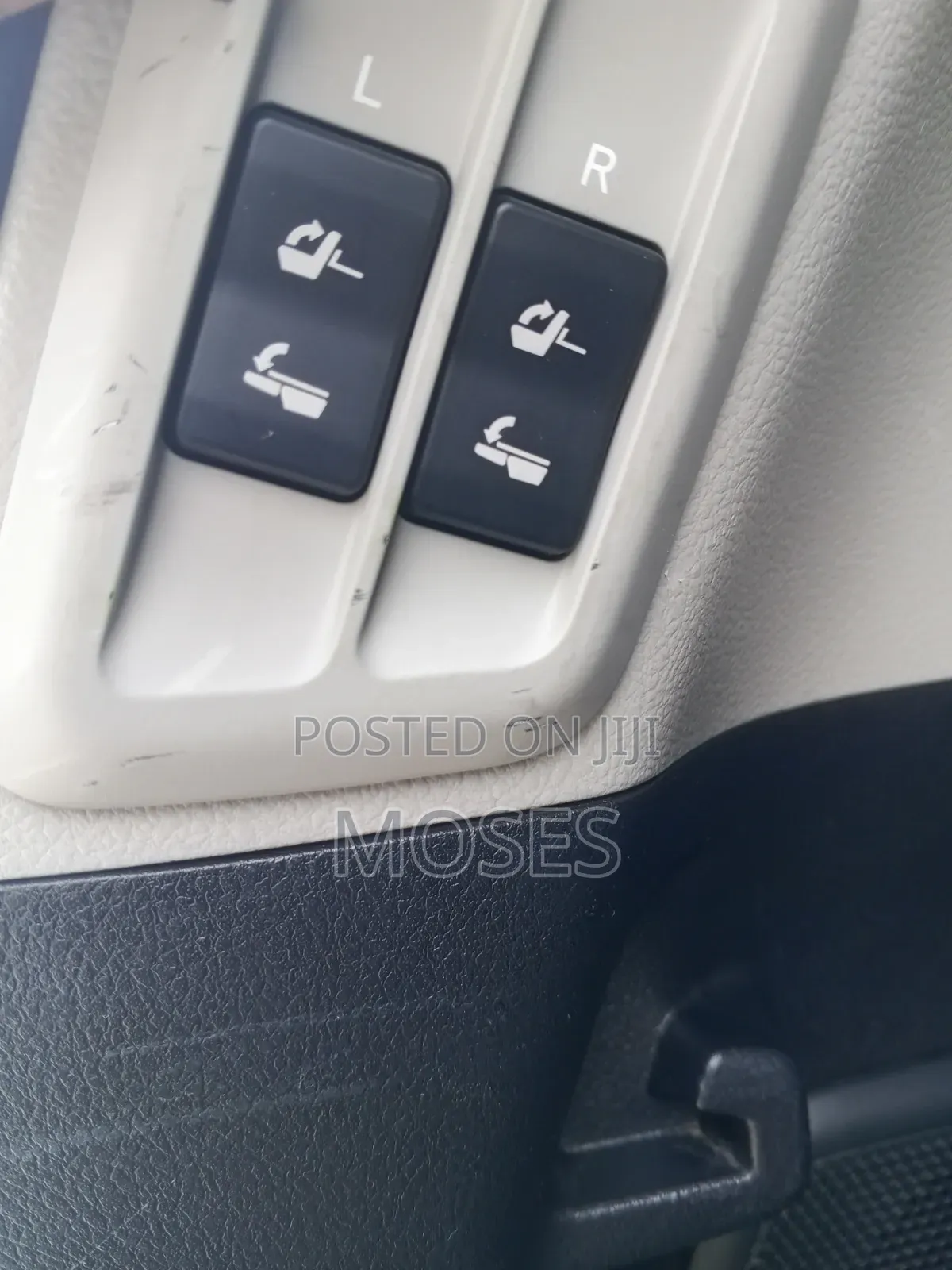 Toyota Land Cruiser Prado 2021 White