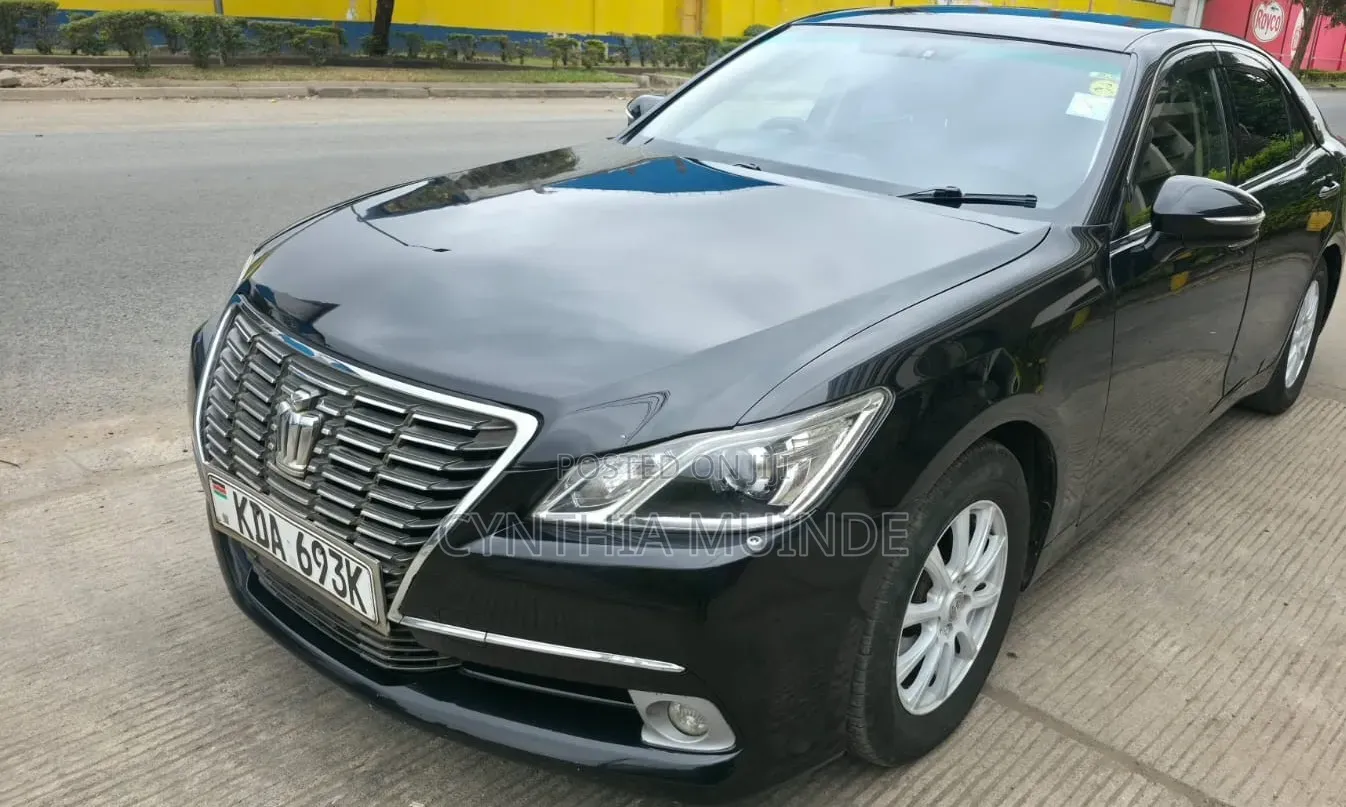 Toyota Crown 2013 Black