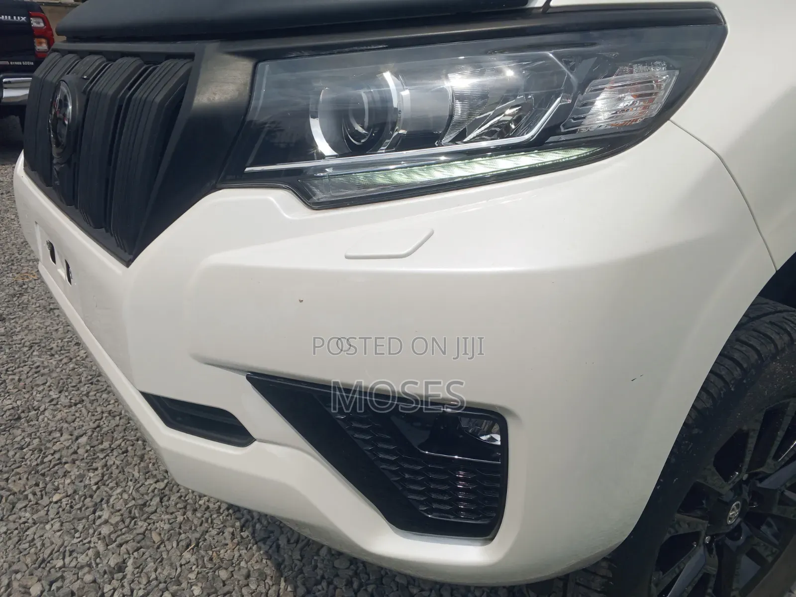 Toyota Land Cruiser Prado 2021 White