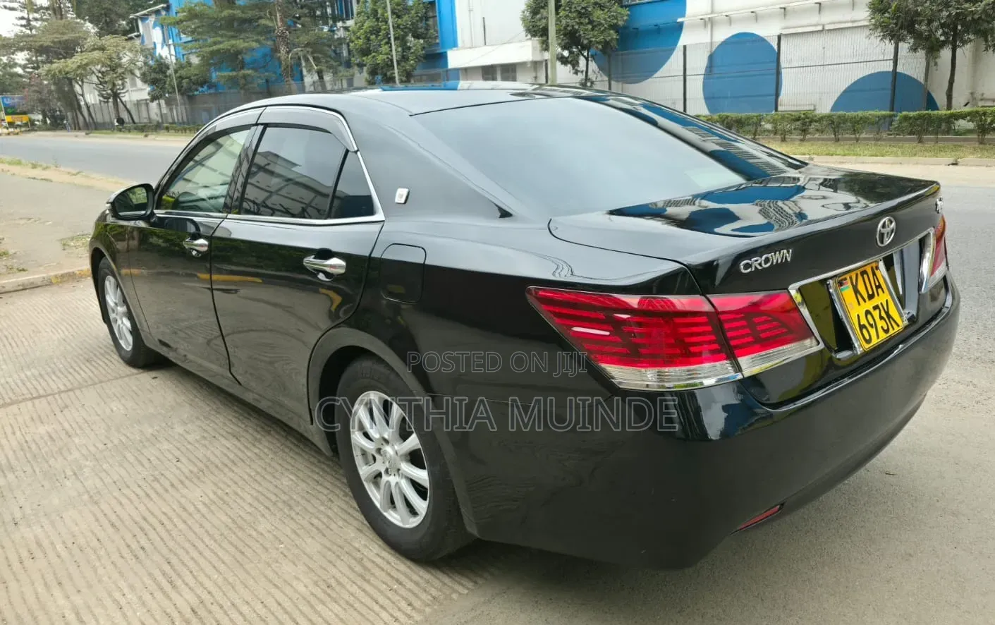 Toyota Crown 2013 Black