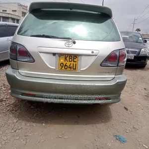 Toyota Harrier 2.4 16V 2001 Silver