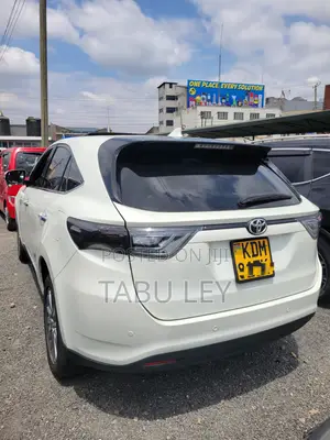 Toyota Harrier 2.0 2016 White