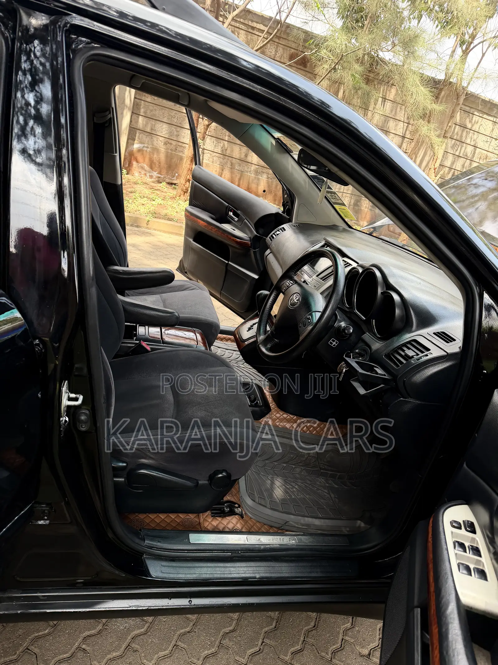 Toyota Harrier 2.4 2007 Black