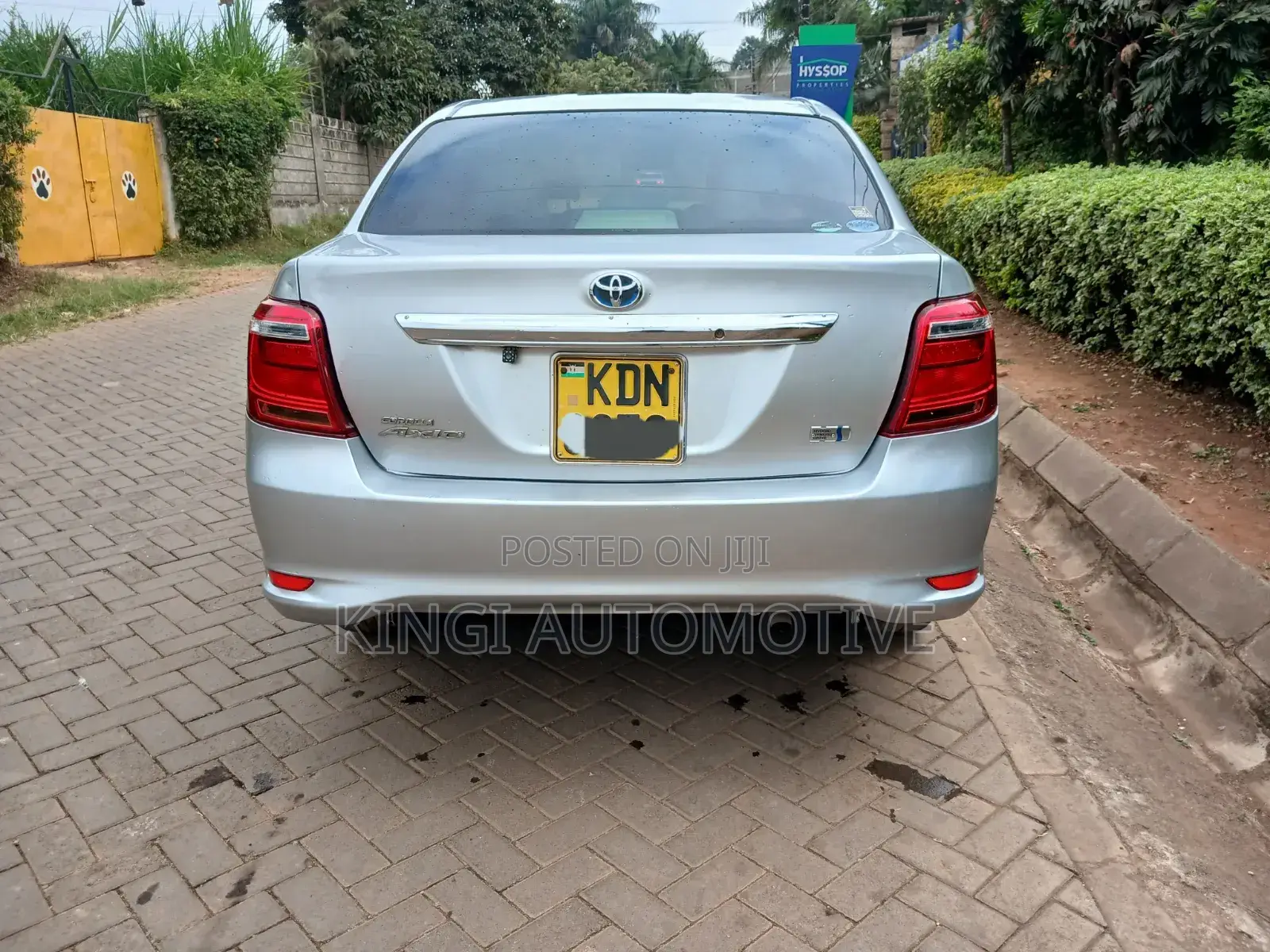 Toyota Axio 2017 Silver