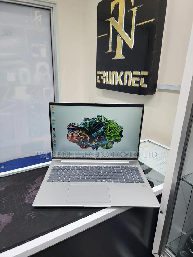 Laptop HP EliteBook 640 G11 16GB Intel Core Ultra 7 SSD 1T