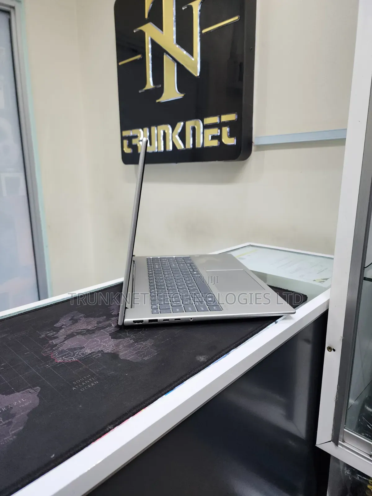 Laptop HP EliteBook 640 G11 16GB Intel Core Ultra 7 SSD 1T