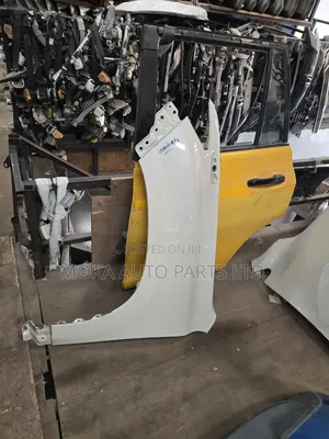 Prado 150 2018 Fender