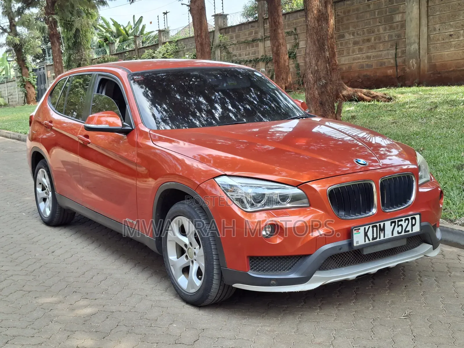 BMW X1 2015 Orange