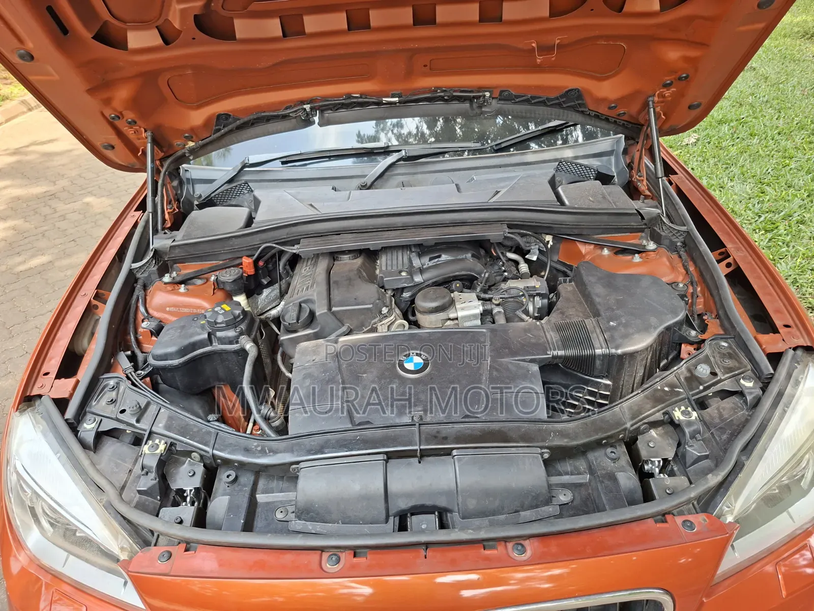 BMW X1 2015 Orange