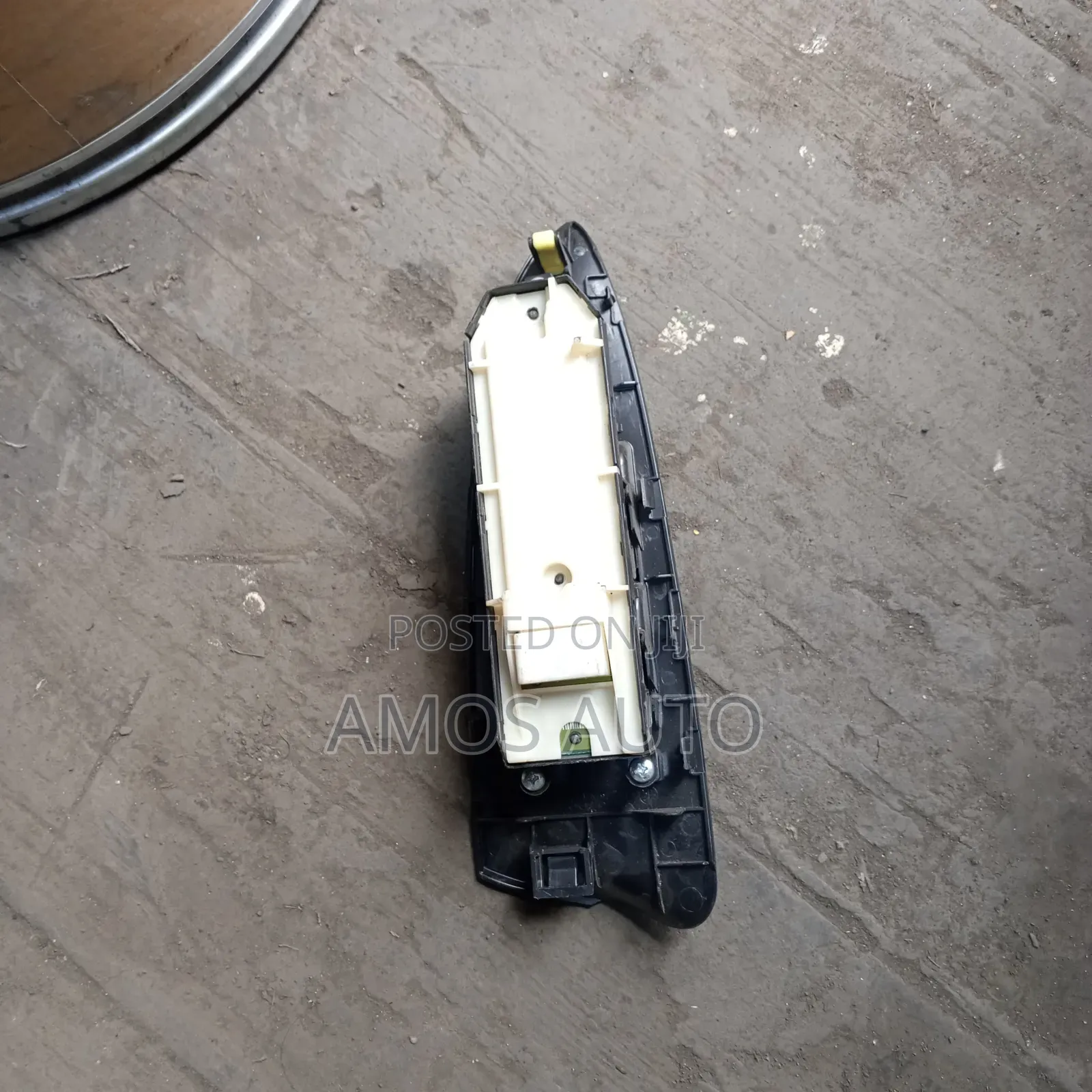 Vanguard 2012 /RAV4 AC 36 Automatic Door Main Switch