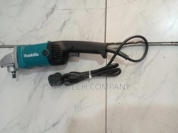 Makita Angle Grinder - thumbnail 2