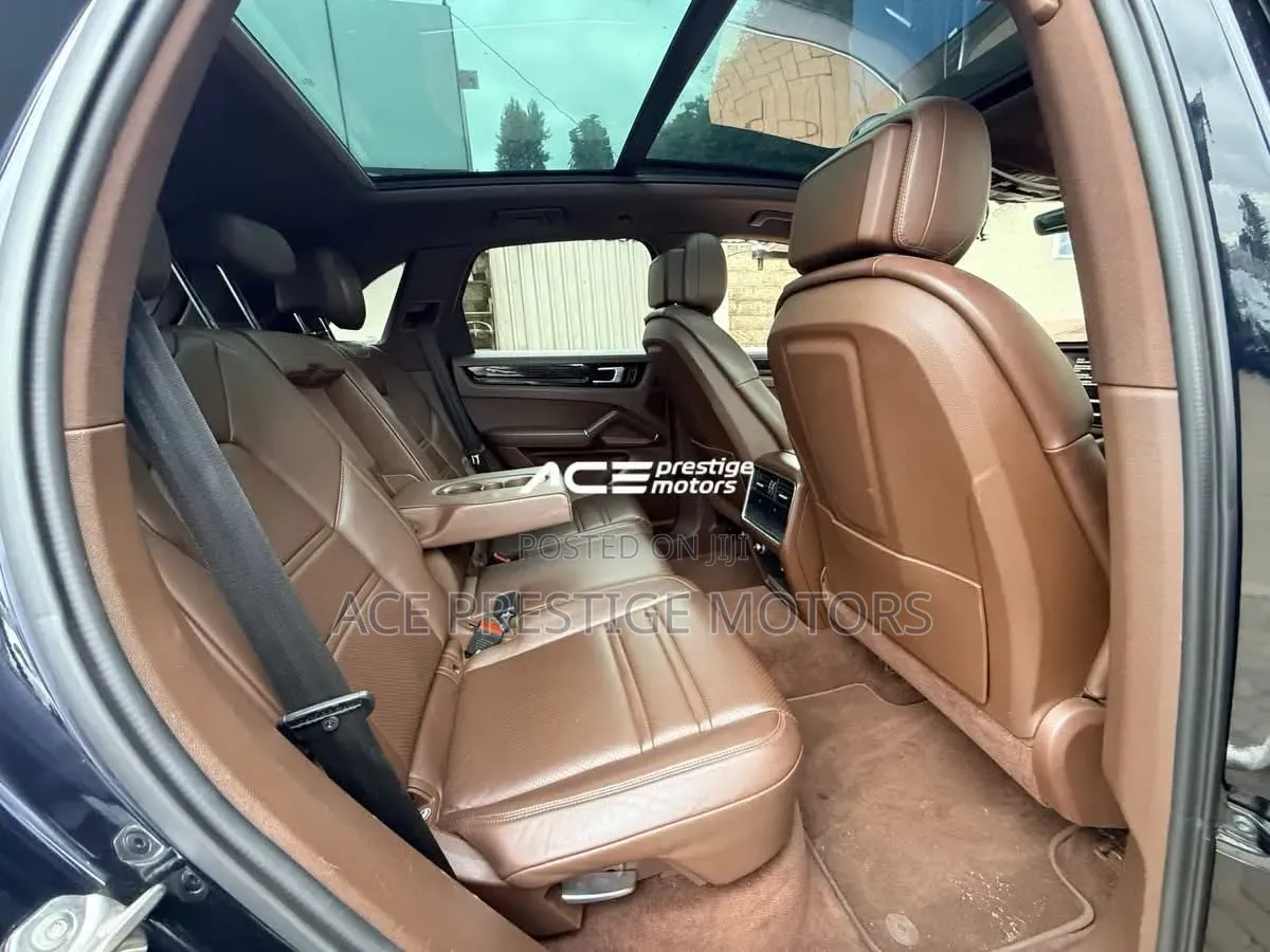 Porsche Cayenne 2019 Black