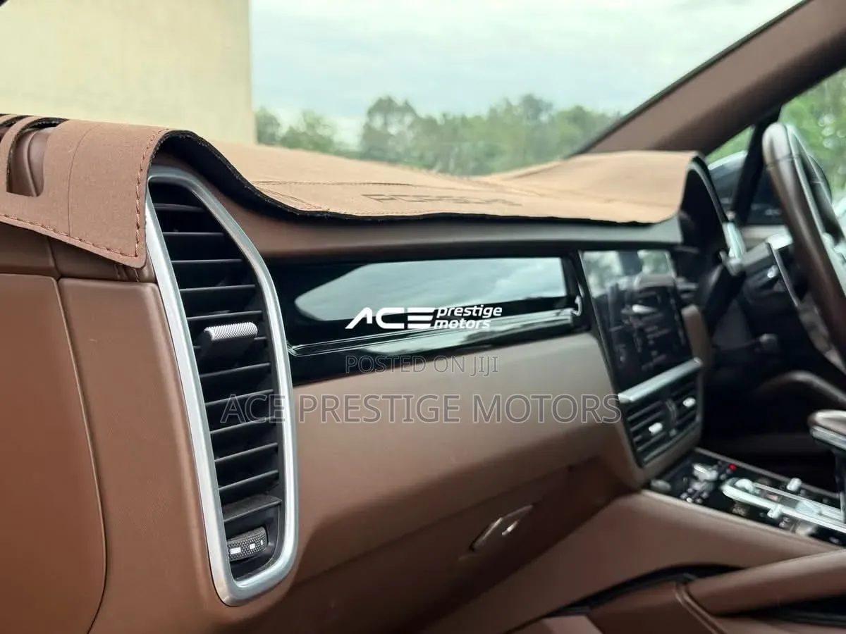 Porsche Cayenne 2019 Black