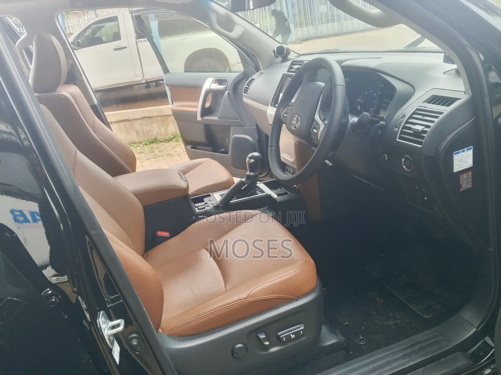 Toyota Land Cruiser Prado 2022 Black