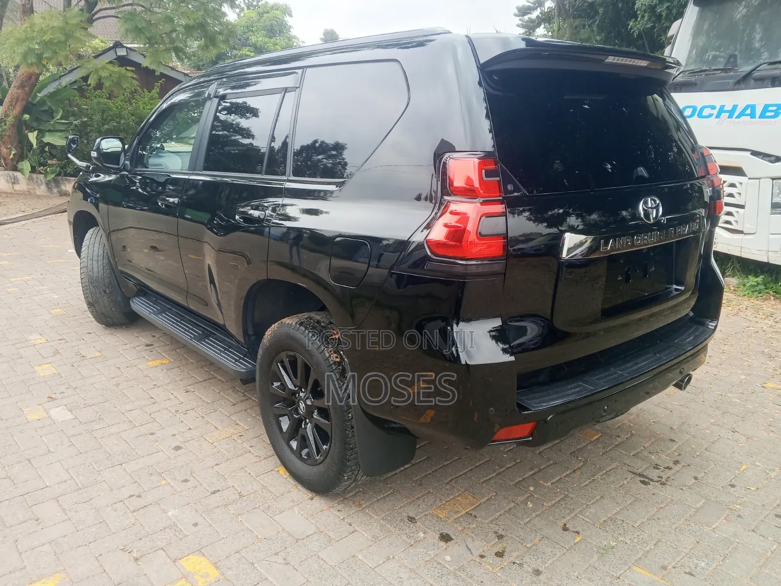 Toyota Land Cruiser Prado 2022 Black