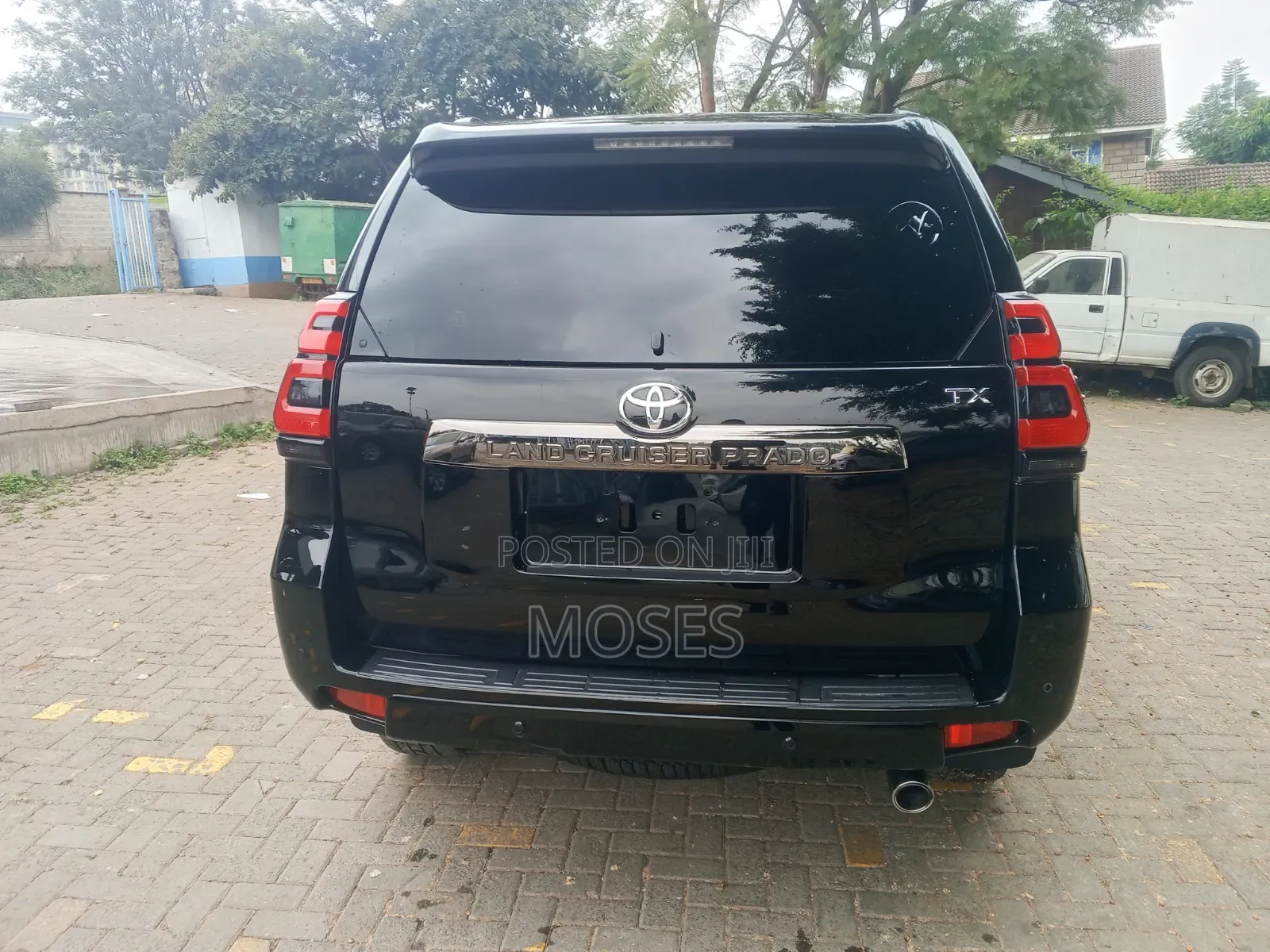 Toyota Land Cruiser Prado 2022 Black