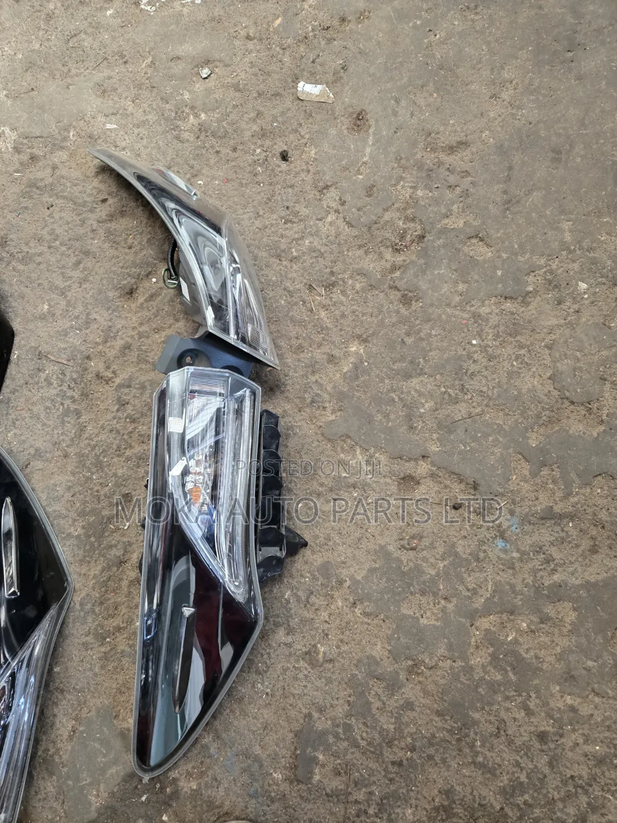 Harrier 2015 Tail Light