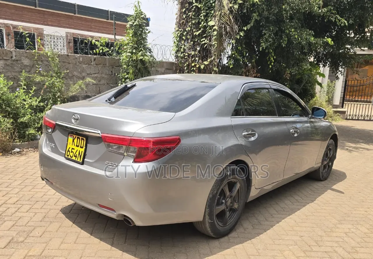 Toyota Mark X 2014 Gray