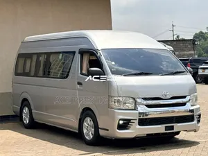 Toyota HiAce 2019 Silver
