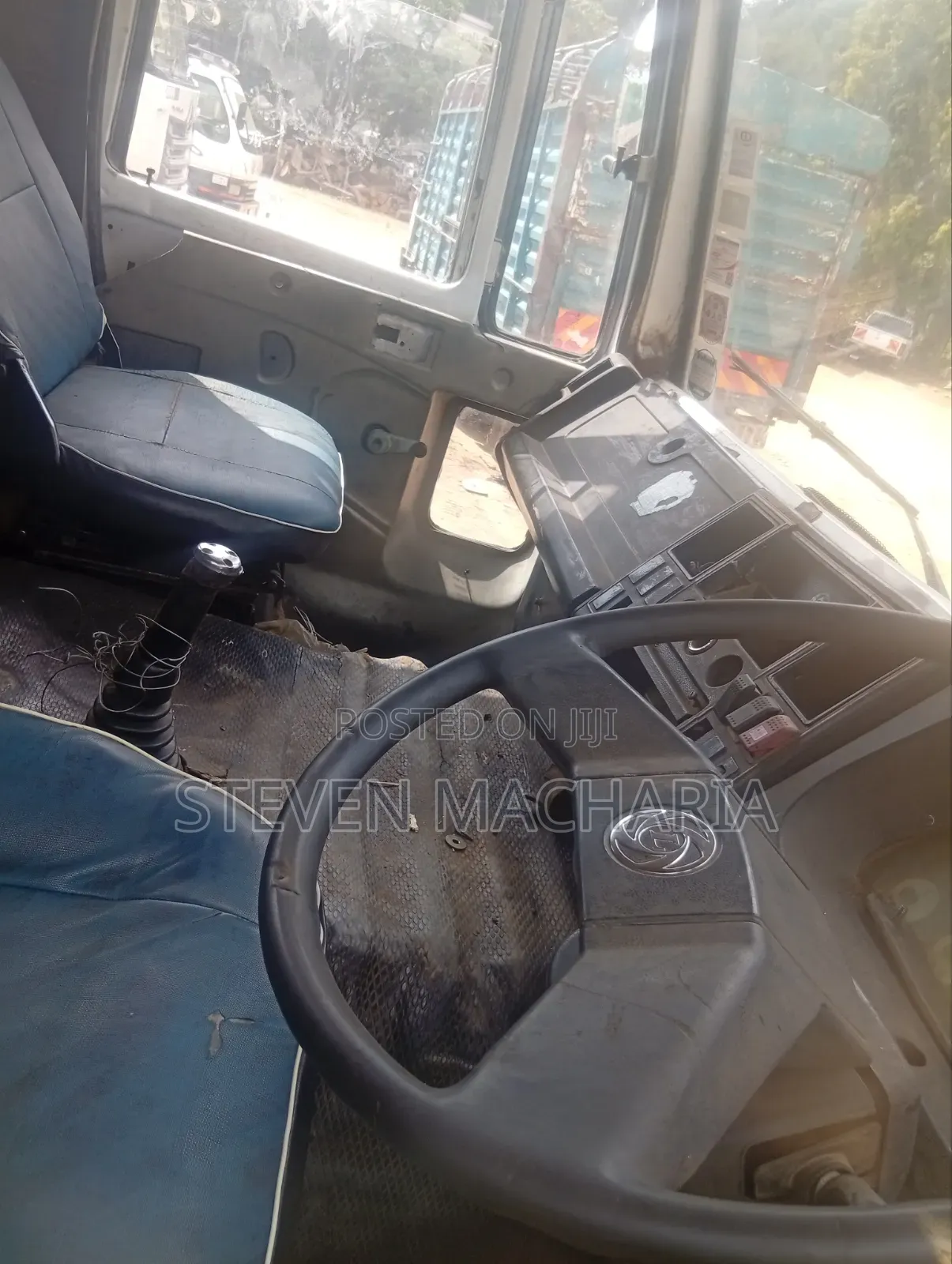 Ashok Leyland 2518i