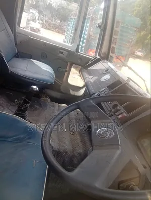 Ashok Leyland 2518i
