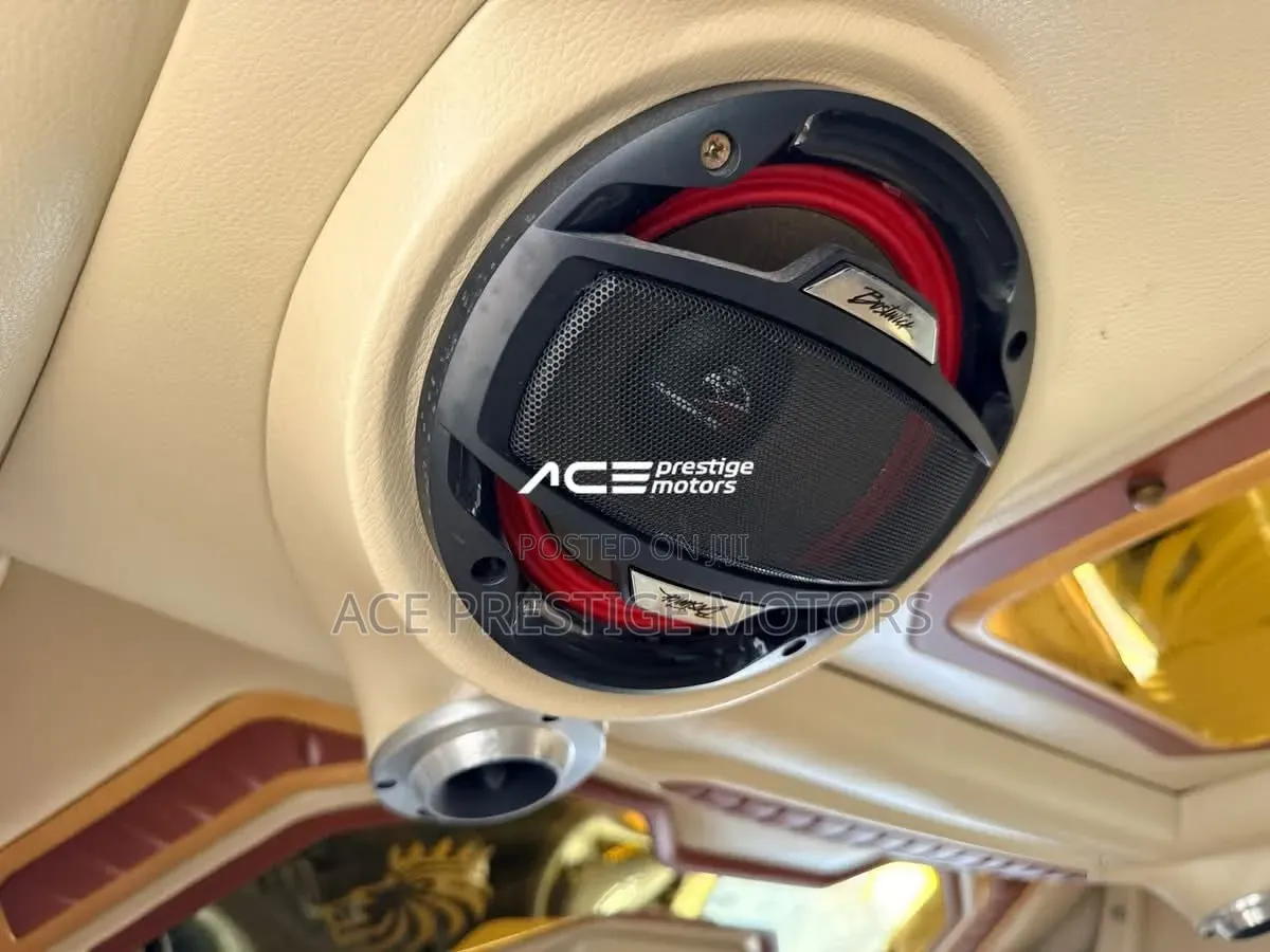 Toyota HiAce 2019 Silver