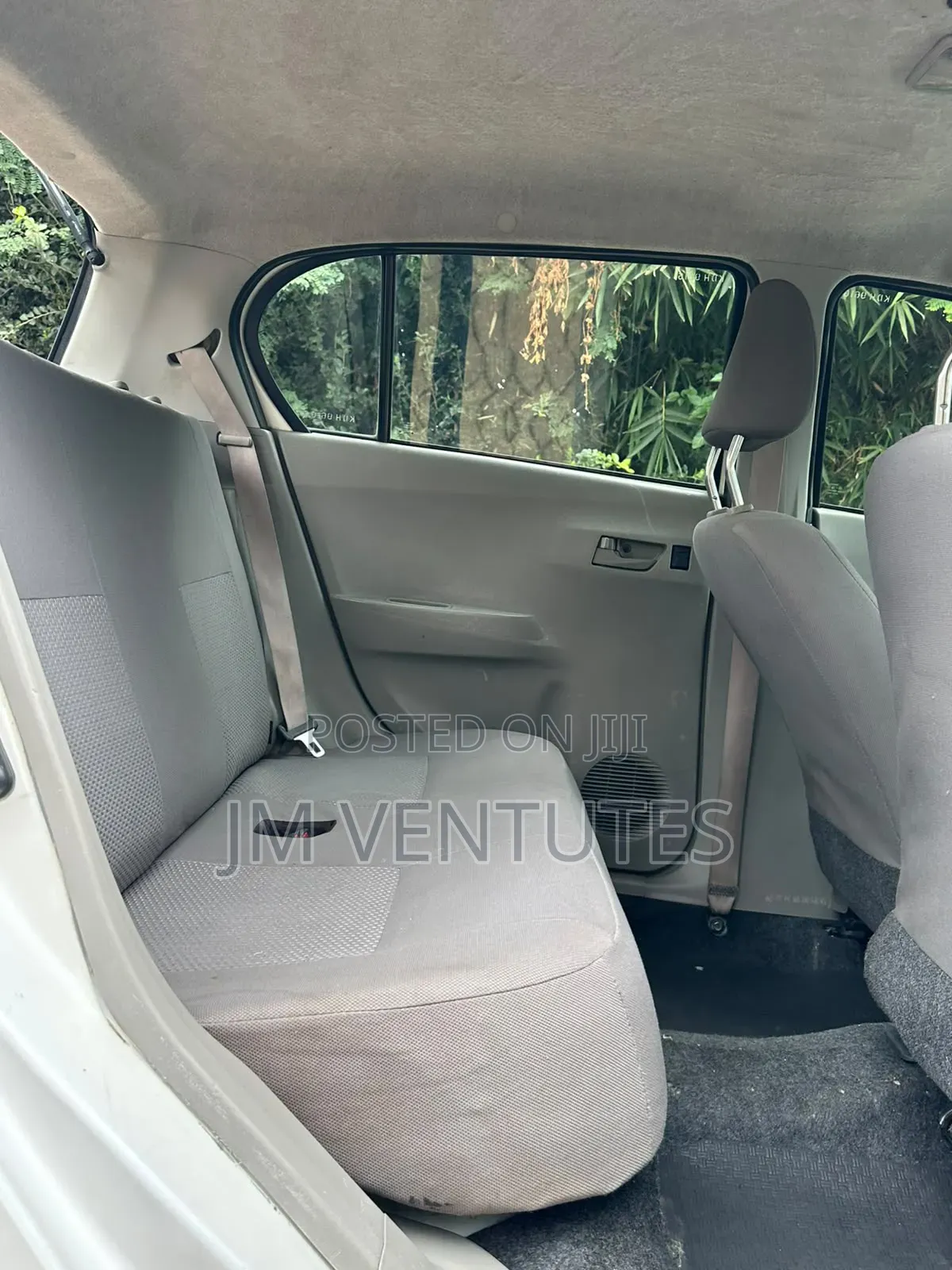 Daihatsu Mira 2015 White