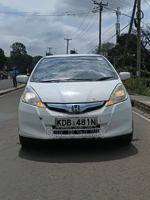 Honda Fit 2013 Pearl