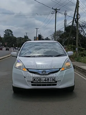 Honda Fit 2013 Pearl