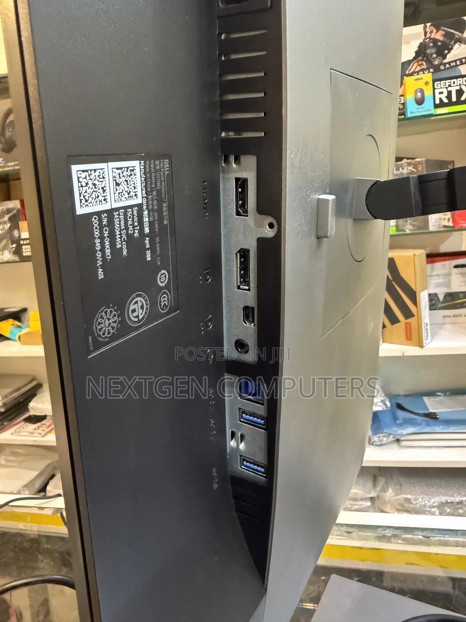 Dell U2718Q 27” (3840 X 2160p) IPS Frameless Monito