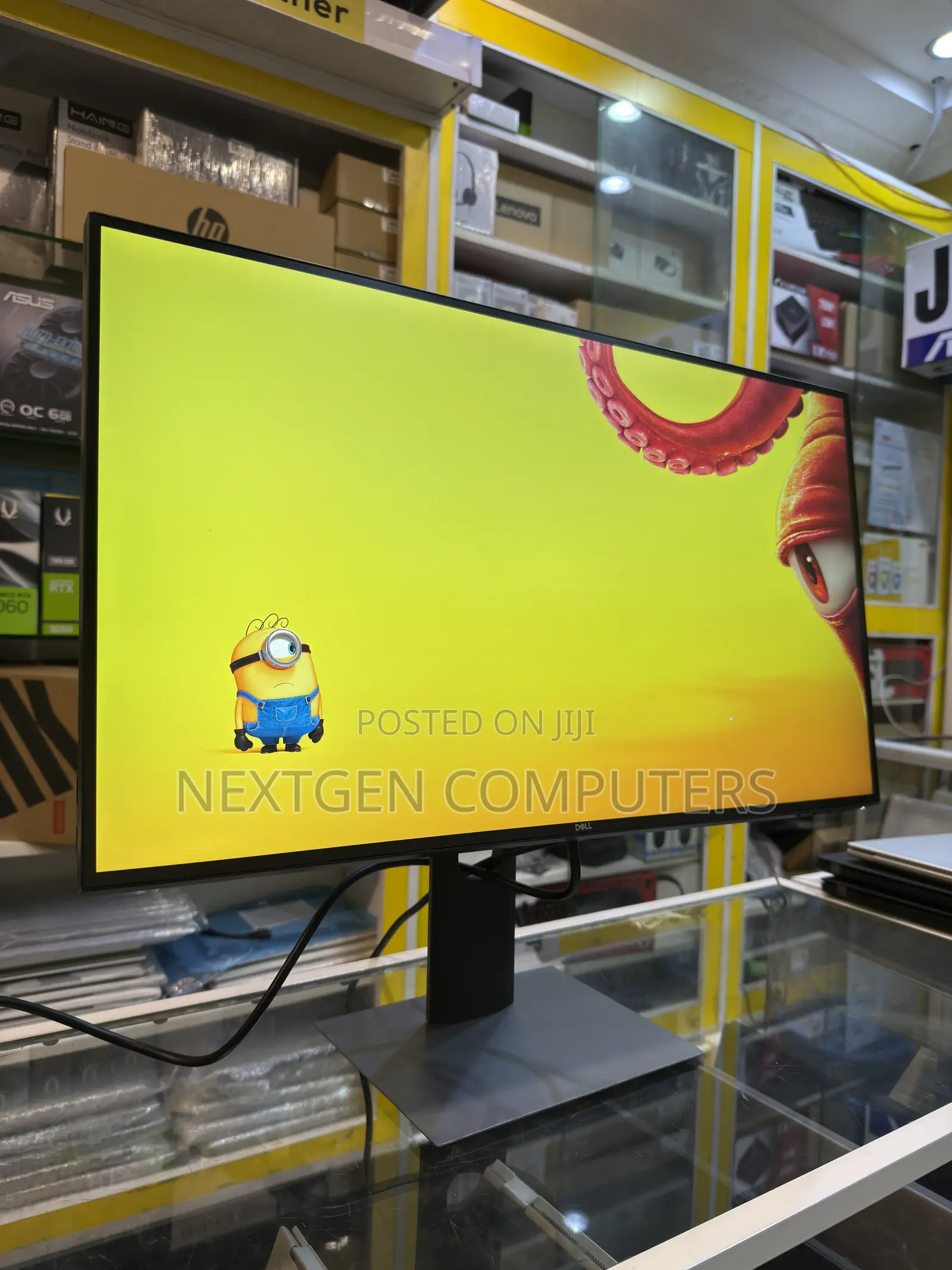 Dell U2718Q 27” (3840 X 2160p) IPS Frameless Monito