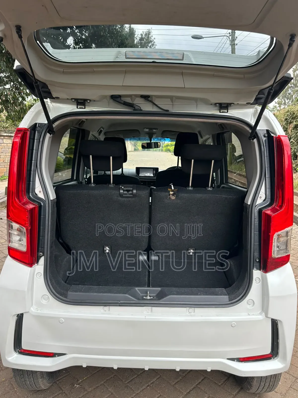 Daihatsu Move 2015 White