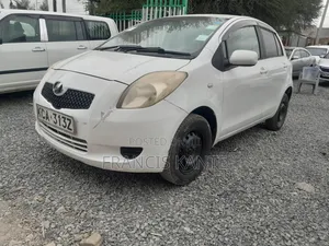 Toyota Vitz 2007 White