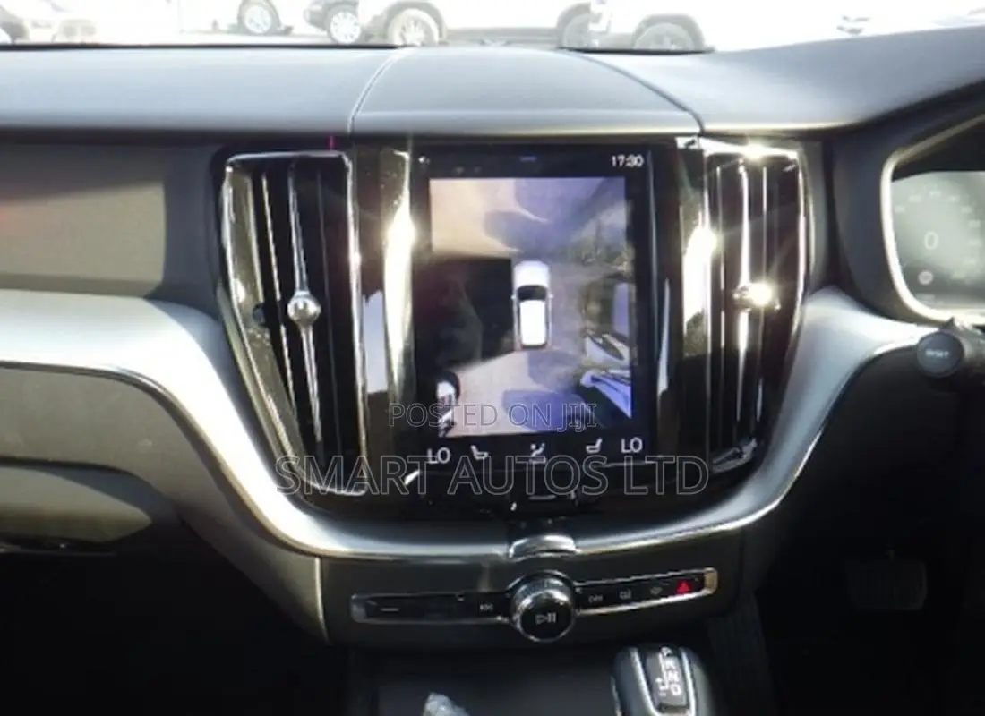 Volvo XC60 2019 Gray
