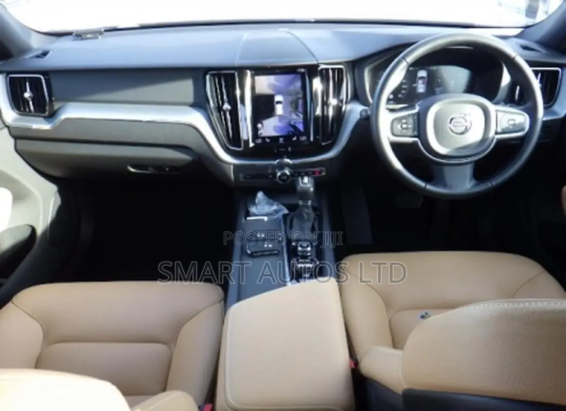 Volvo XC60 2019 Gray