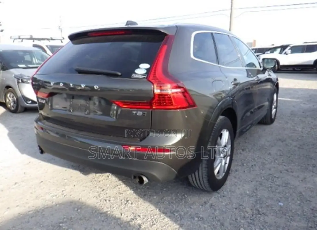Volvo XC60 2019 Gray