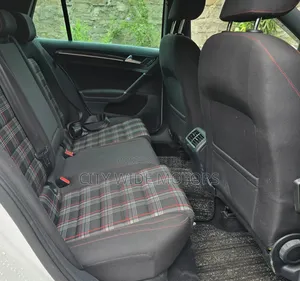 Volkswagen Golf 2015 White
