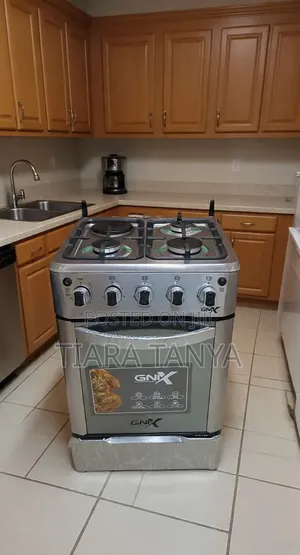 GNIX BLACK – 60×60 Premium Cooker With Food Warmer Compartment
