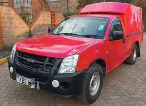 Isuzu D-MAX 2011 Red