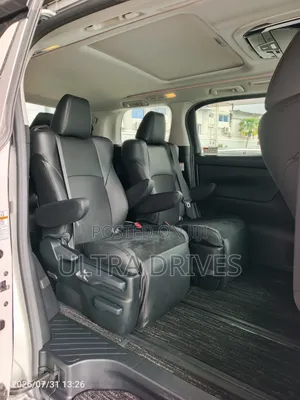 Toyota Alphard 2019 White