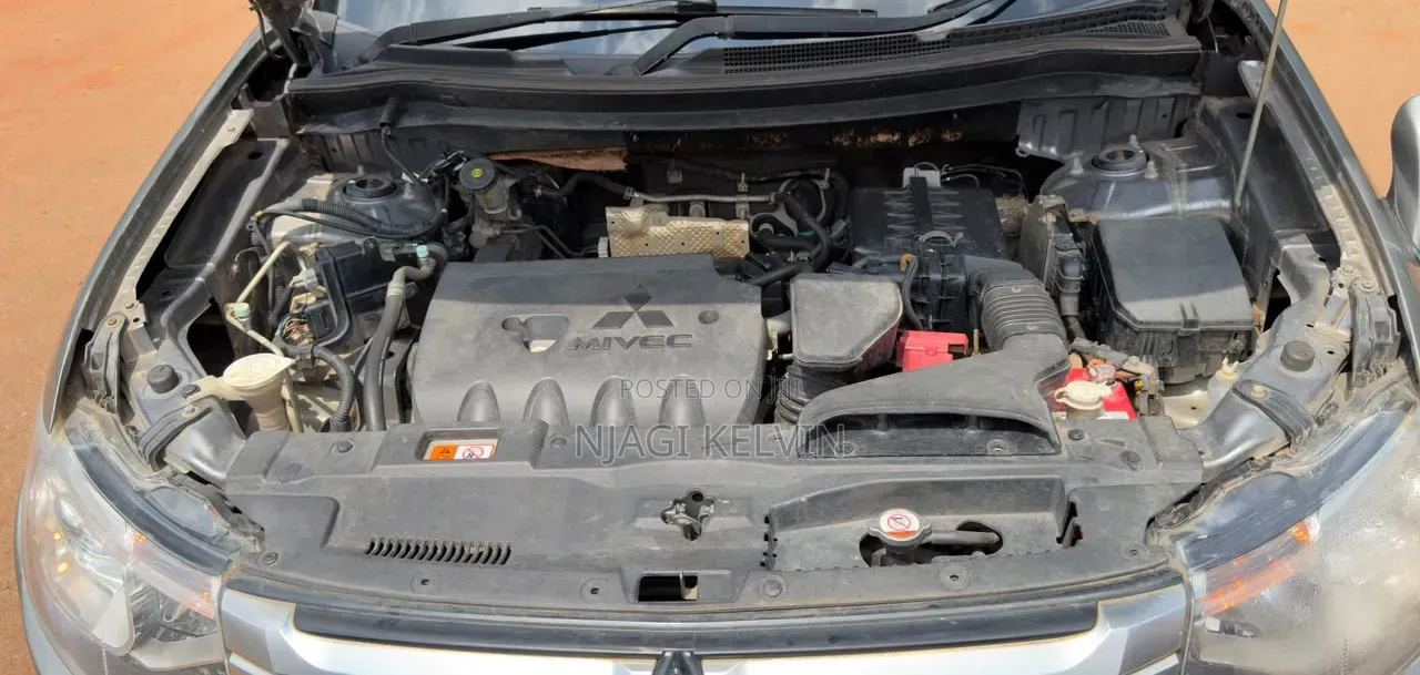 Mitsubishi Outlander 2012 Gray