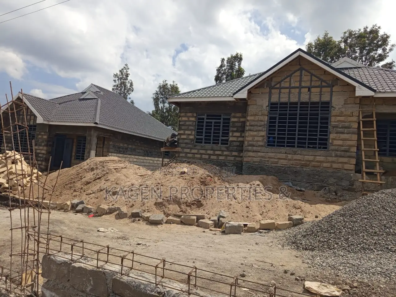 3bdrm Bungalow in Merisho for sale