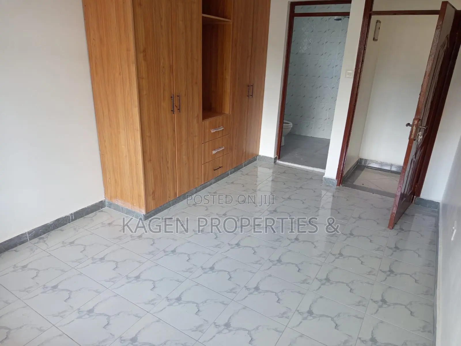 3bdrm Bungalow in Merisho for sale