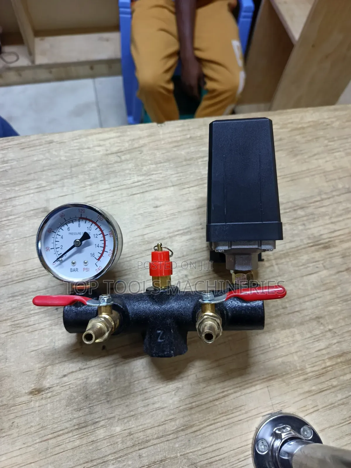 Air Compressor Starter With Gauge