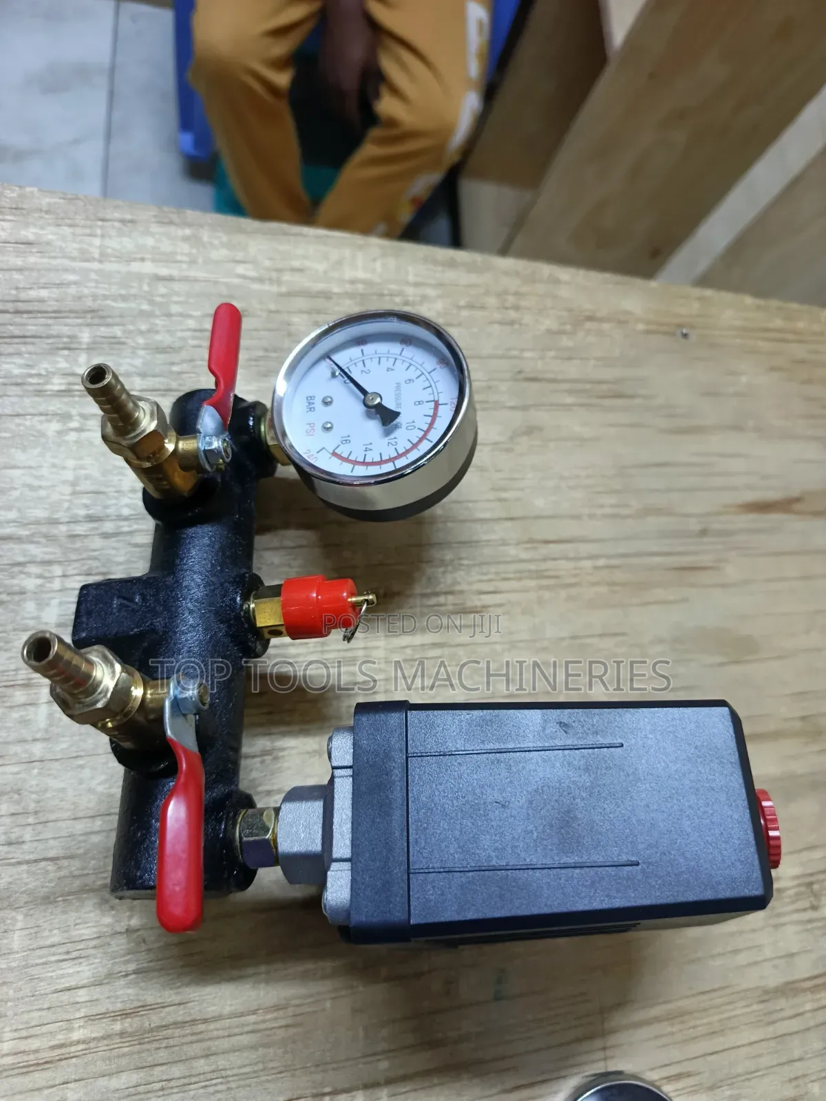 Air Compressor Starter With Gauge